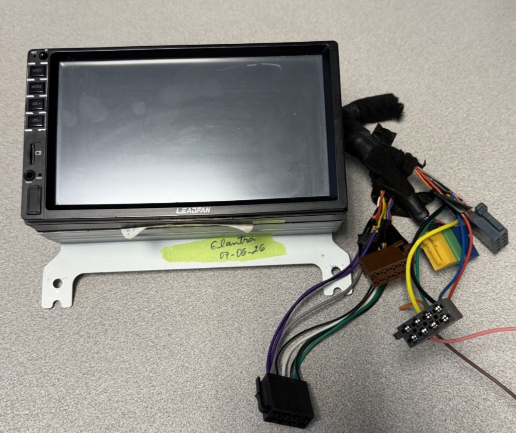 07-10 HYUNDAI ELANTRA LEADFAN STEREO MULTIMEDIA PLAYER A-200HD 6110-4900 OEM