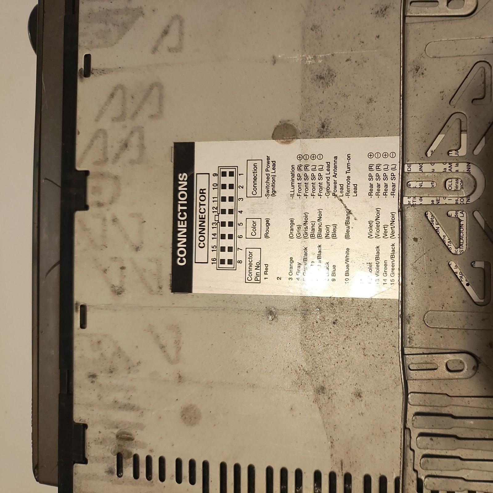 Old School Alpine CDE-9852 CD Player In Dash Receiver Harness Not Available
