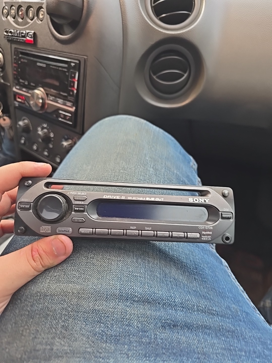 Sony CDX-GT06