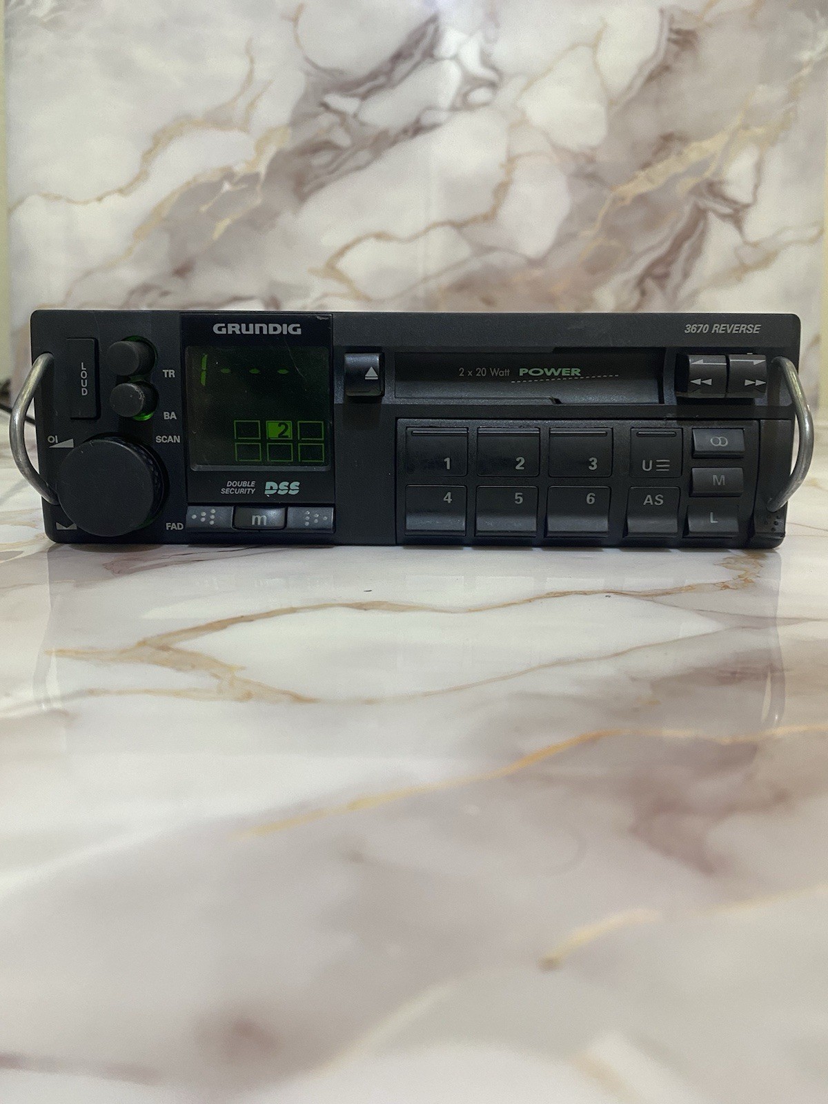 1993 GRUNDIG 3670 REVERSE Car Stereo Cassette Player Radio *NEED CODE UNTESTED*