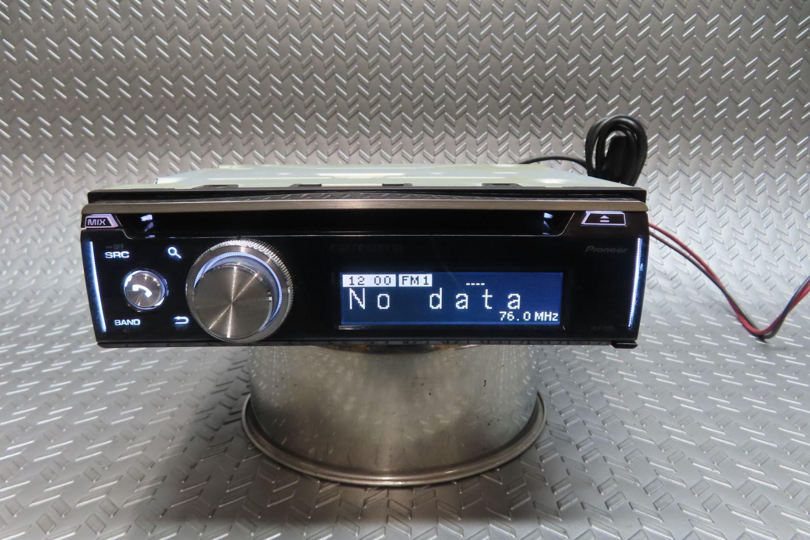 Pioneer DEH-7100 Car Stereo CD USB Bluetooth Good Condition