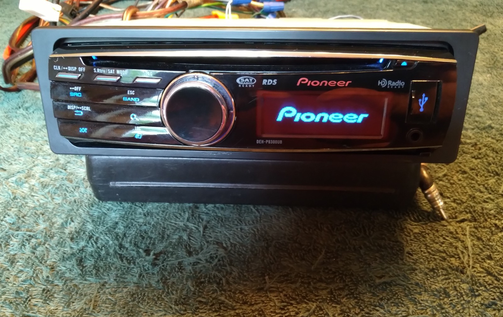Pioneer DEH-P8300UB, CD /MP3/ USB/RDS Receiver , 200 watts, Tested