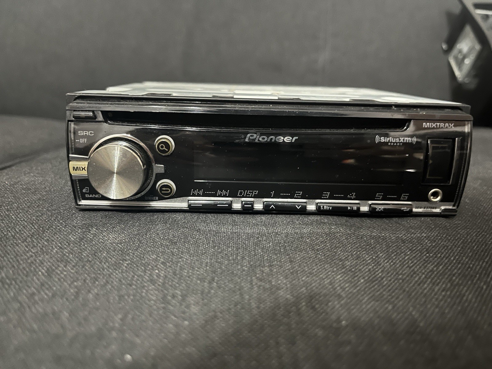 Pioneer Car Stereo CD Receiver w/ Harness & Dash Kit for 2004 Honda Accord