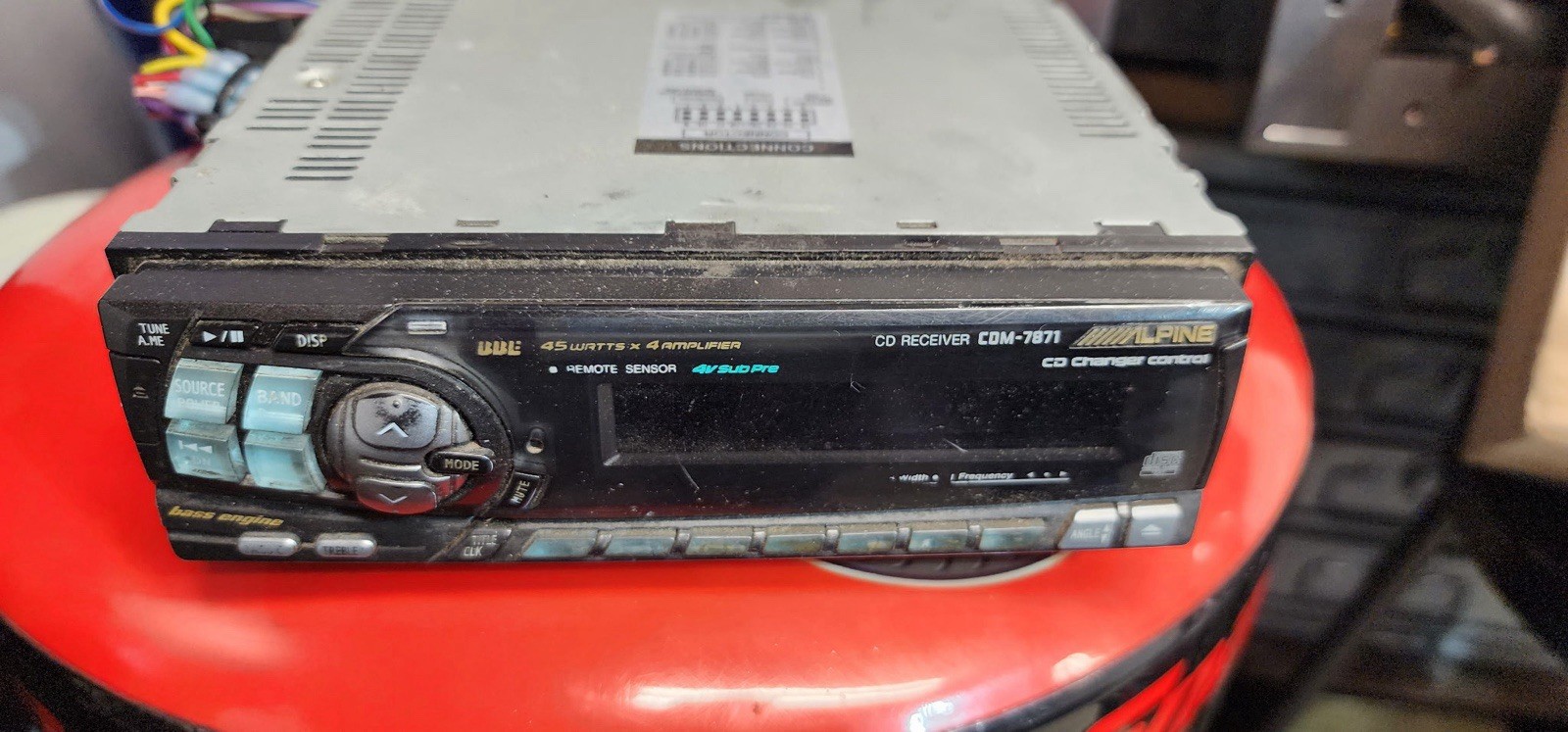 Alpine CDM-7871 Car Stereo With Manual
