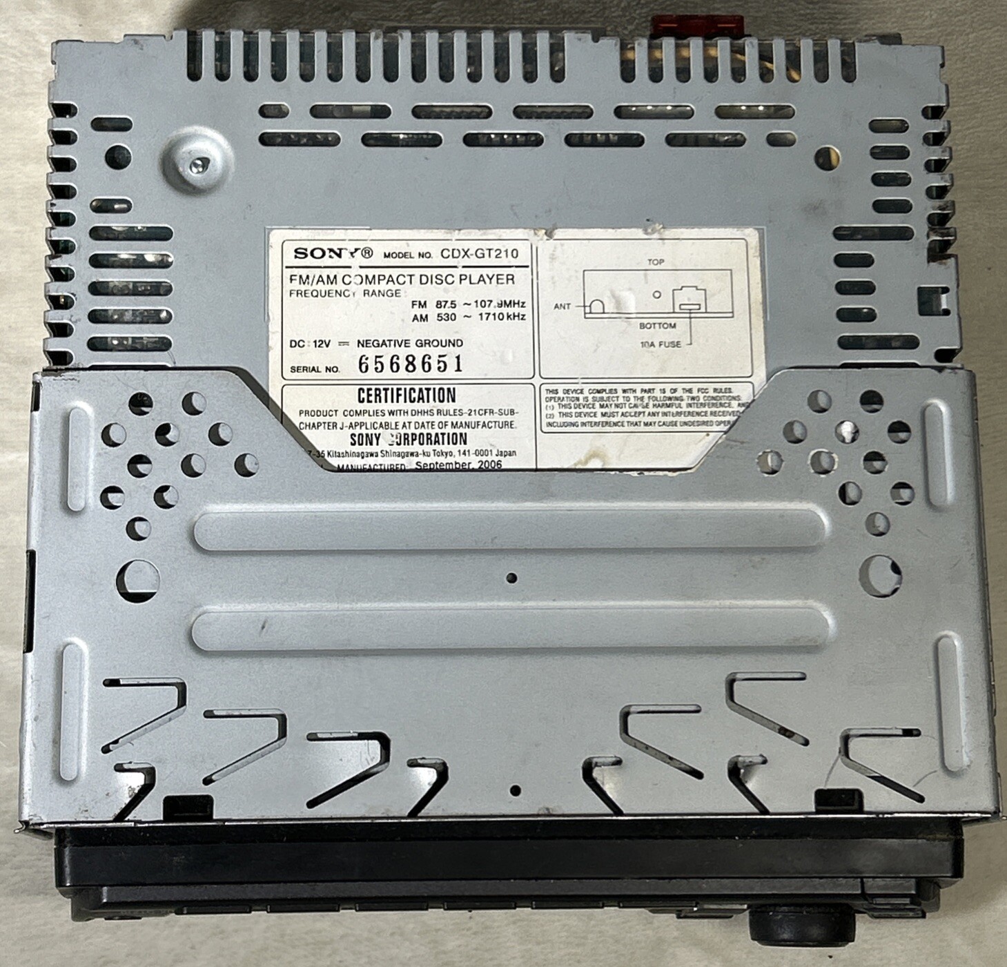 Sony CDX-GT210 Head Unit CD Player Old School
