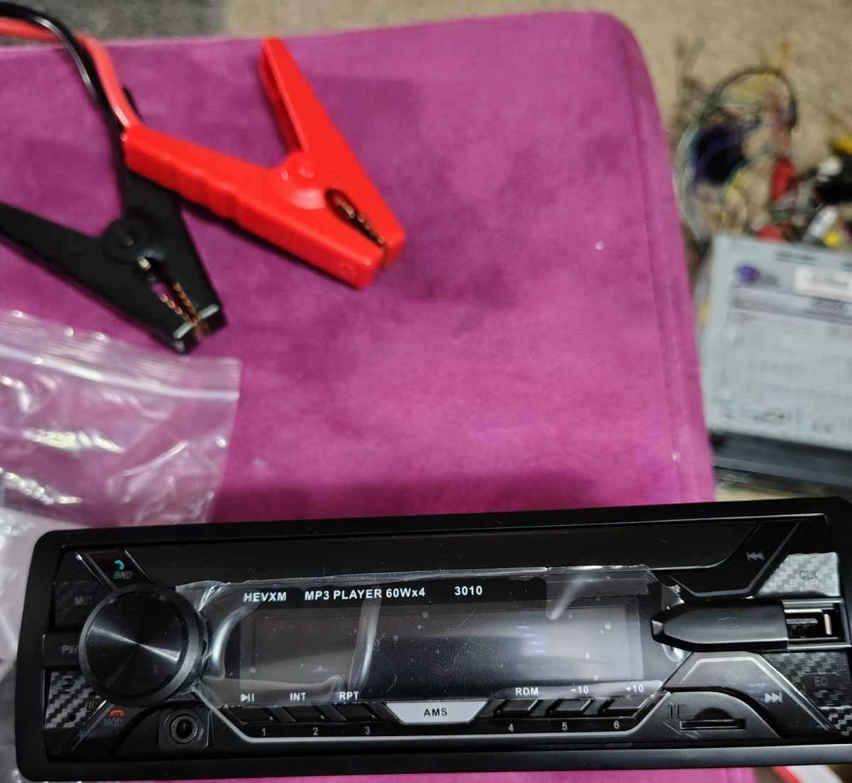 HEVXM 3010 1 DIN Car MP3 Player Remote Control Aux FM USB Input