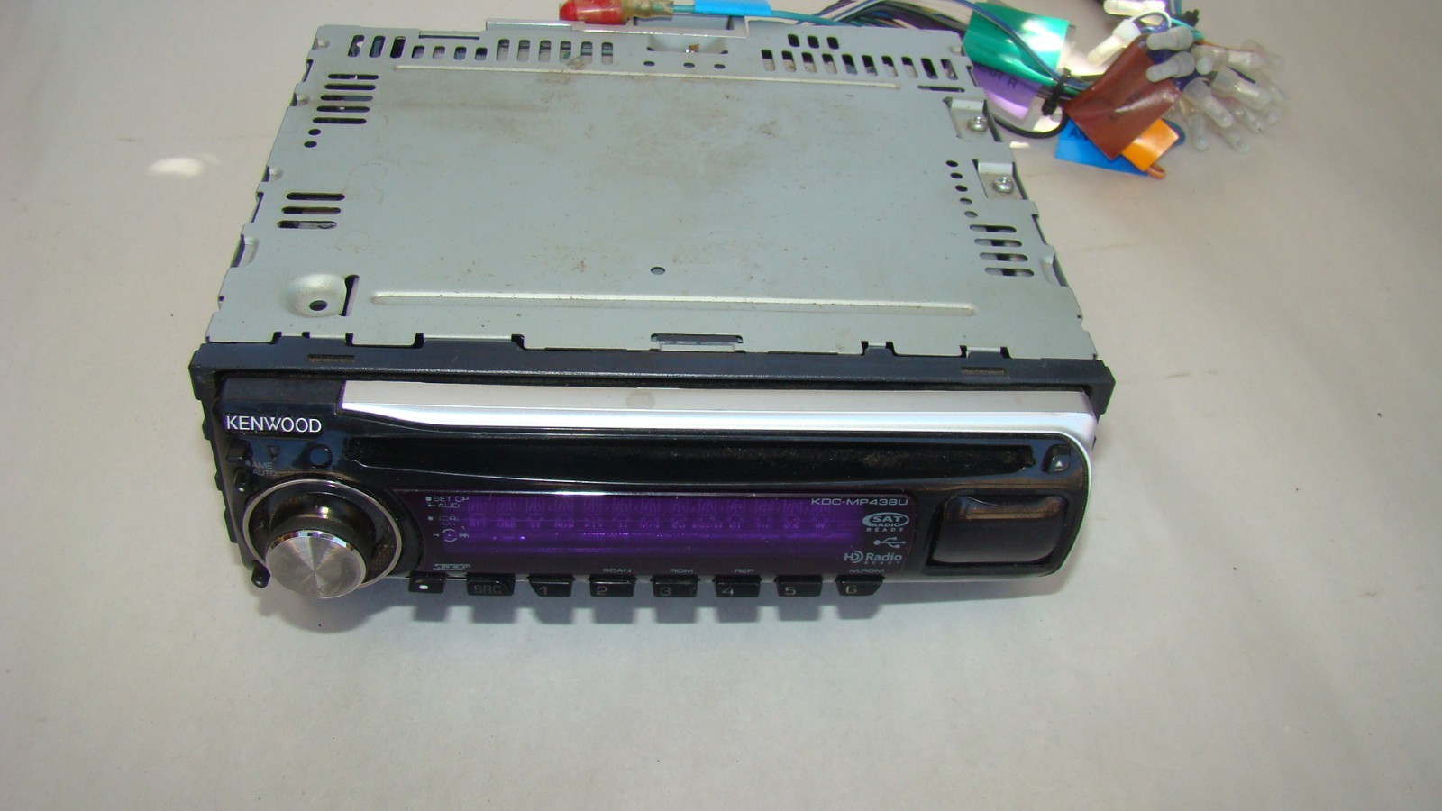 Kenwood KDC-MP438U Auto Stereo Detachable Front Facial