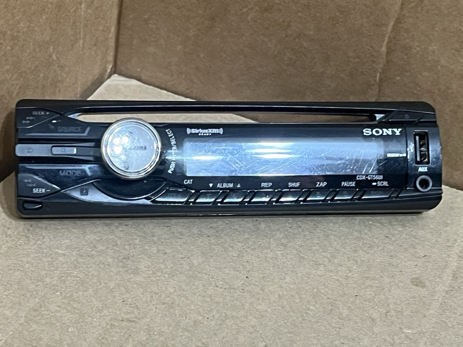 🦄Sony CDX-GT560UI Car CD Player Receiver Single DIN MP3 USB AUX SiriusXM Ready