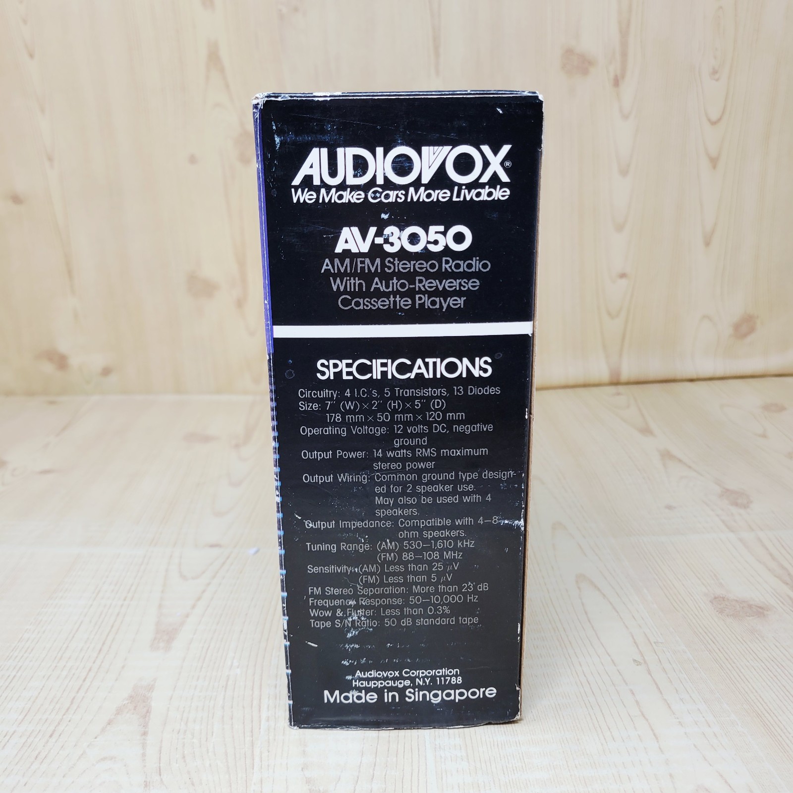 Audiovox AV-3050 AM FM Stereo Radio Auto Reverse Cassette Player NEW OLD STOCK