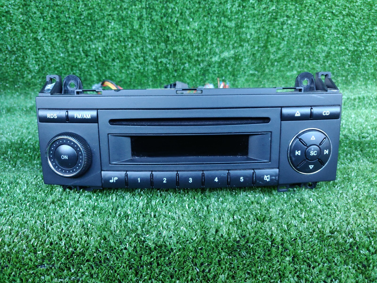 Mercedes Benz Original Car Radio Audio 5 Be9012 A1698200886 Oem Part