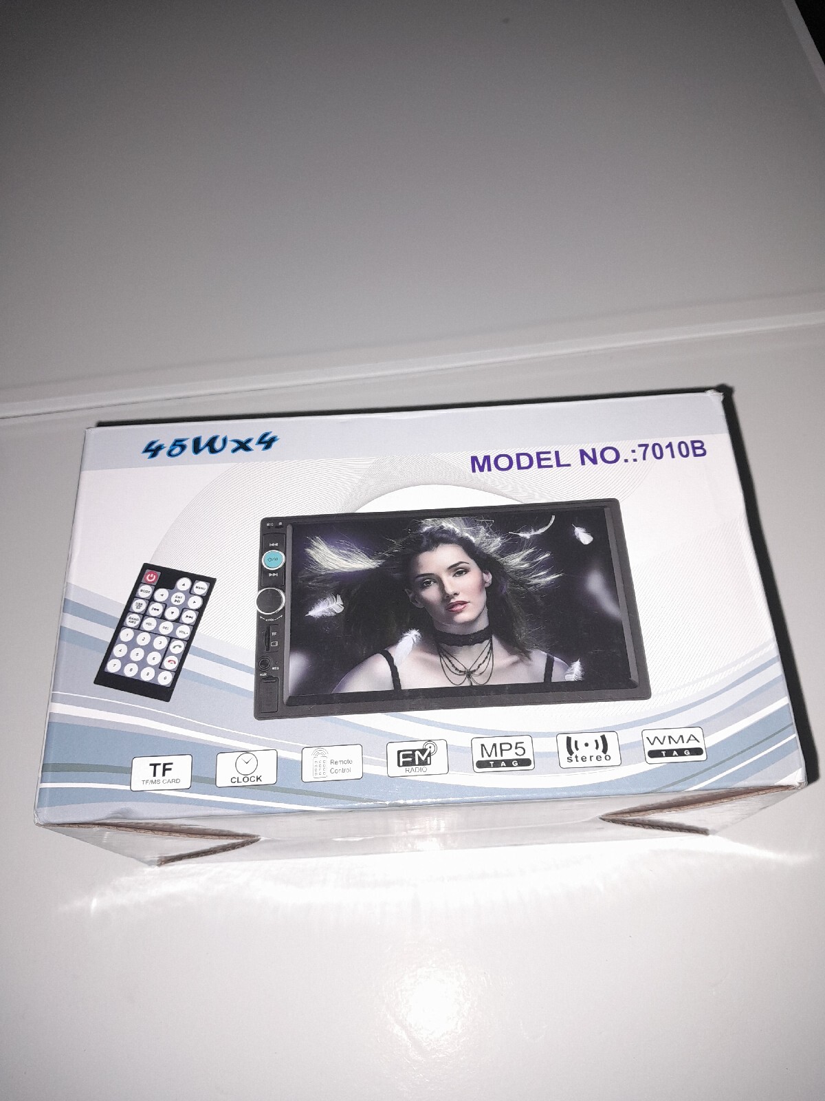7″ TFT HD Touch Screen BT/FM/USB Mp3 Rearview Camera.