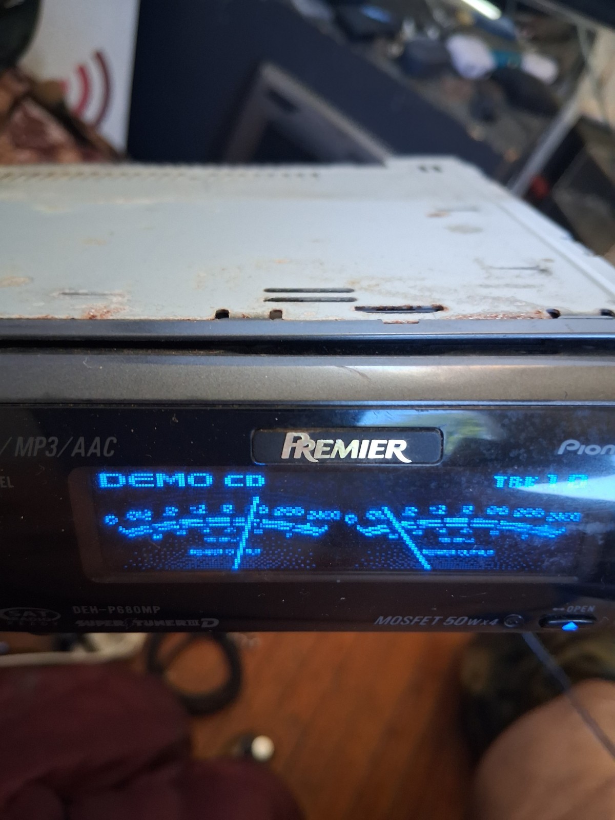RARE PIONEER DEH-P6800MP CD Player. For Parts Or Repair