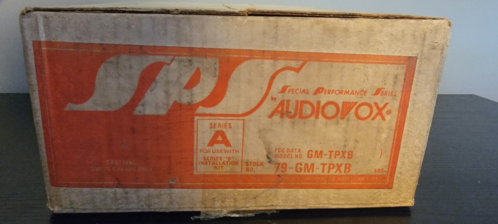 Nos Audiovox In Dash AM FM 8-track In-dash Car Stereo