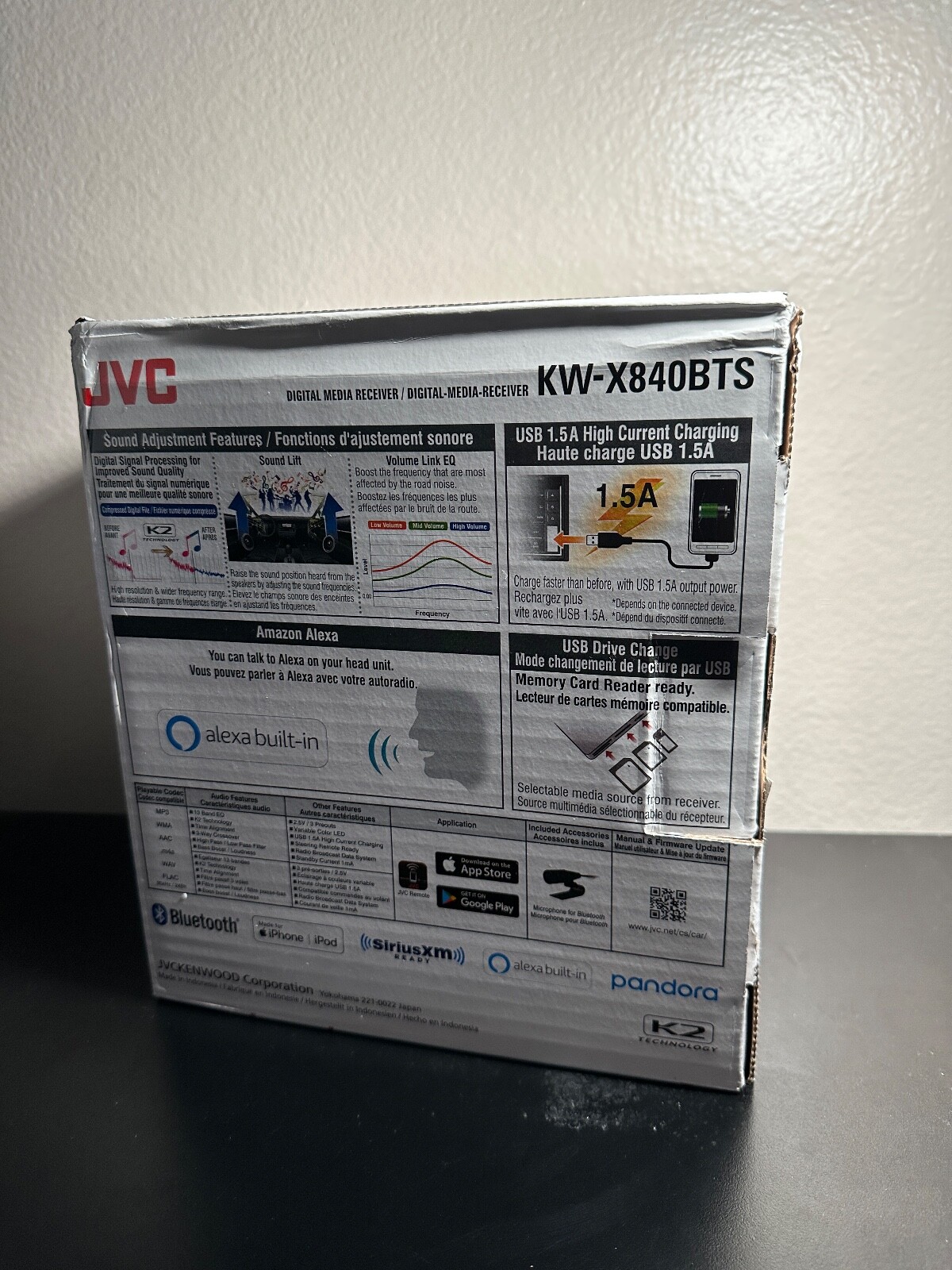 NEW JVC KW-X840BTS Bluetooth In-Dash Double-DIN Digital Media Receiver Black