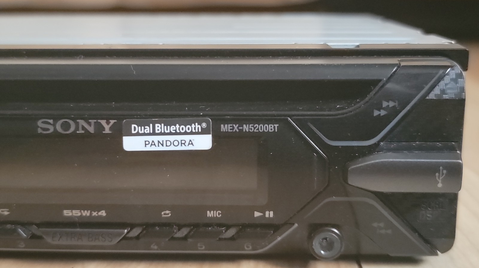 Sony MEX-N5200BT Built-in Dual Bluetooth Voice Command CD/MP3 AM/FM Radio READ