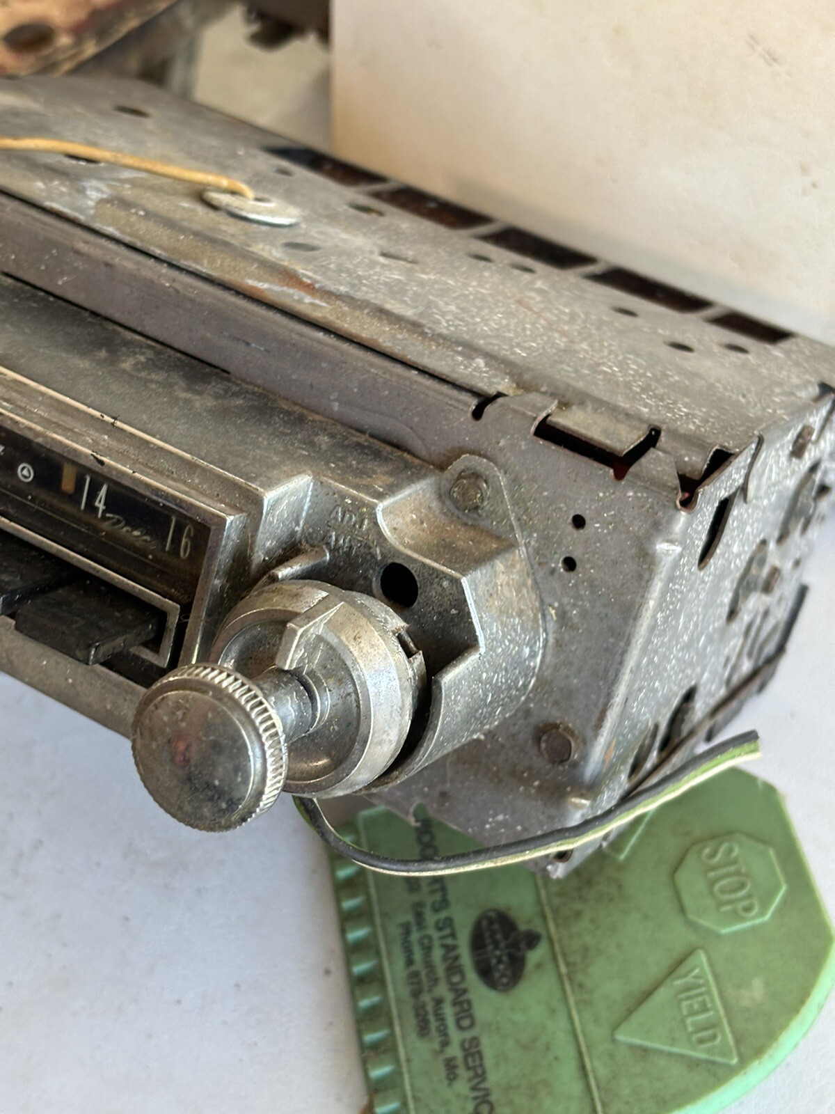 Vintage Delco 7282590-B AM Car Auto Radio 1963 1964 Chevy Untested GM