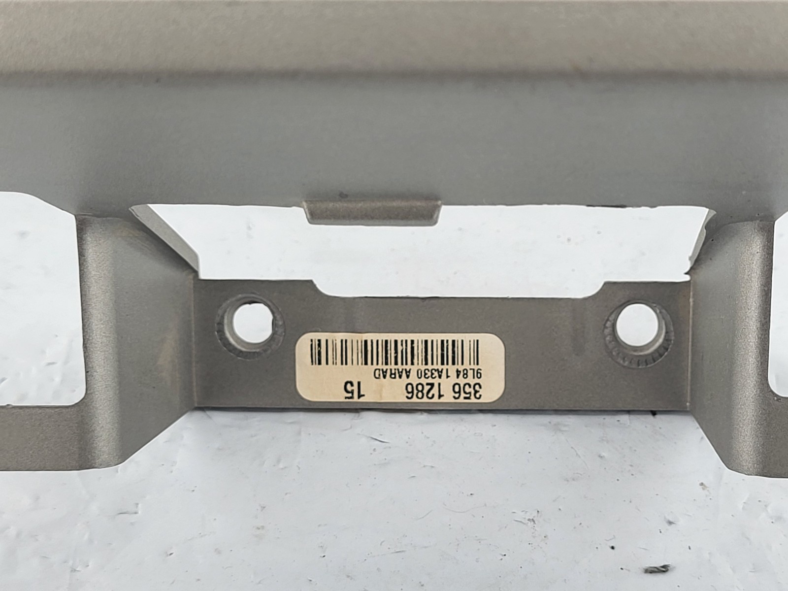 09-12 Ford Escape AM FM Radio Bezel & Control Panel 9L8T-18A802-BB