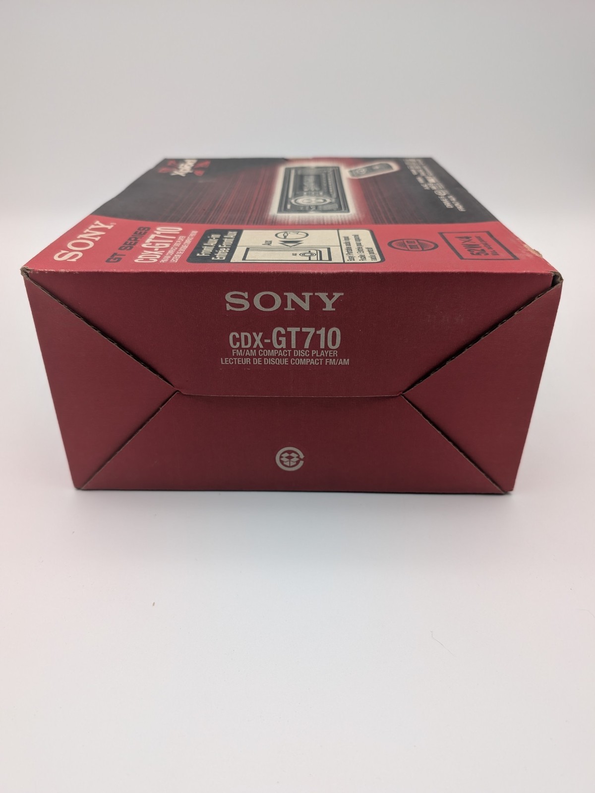 NOS Sony Xplod CDX-GT710 Old School CD Car Audio Stereo Graphics! + Remote