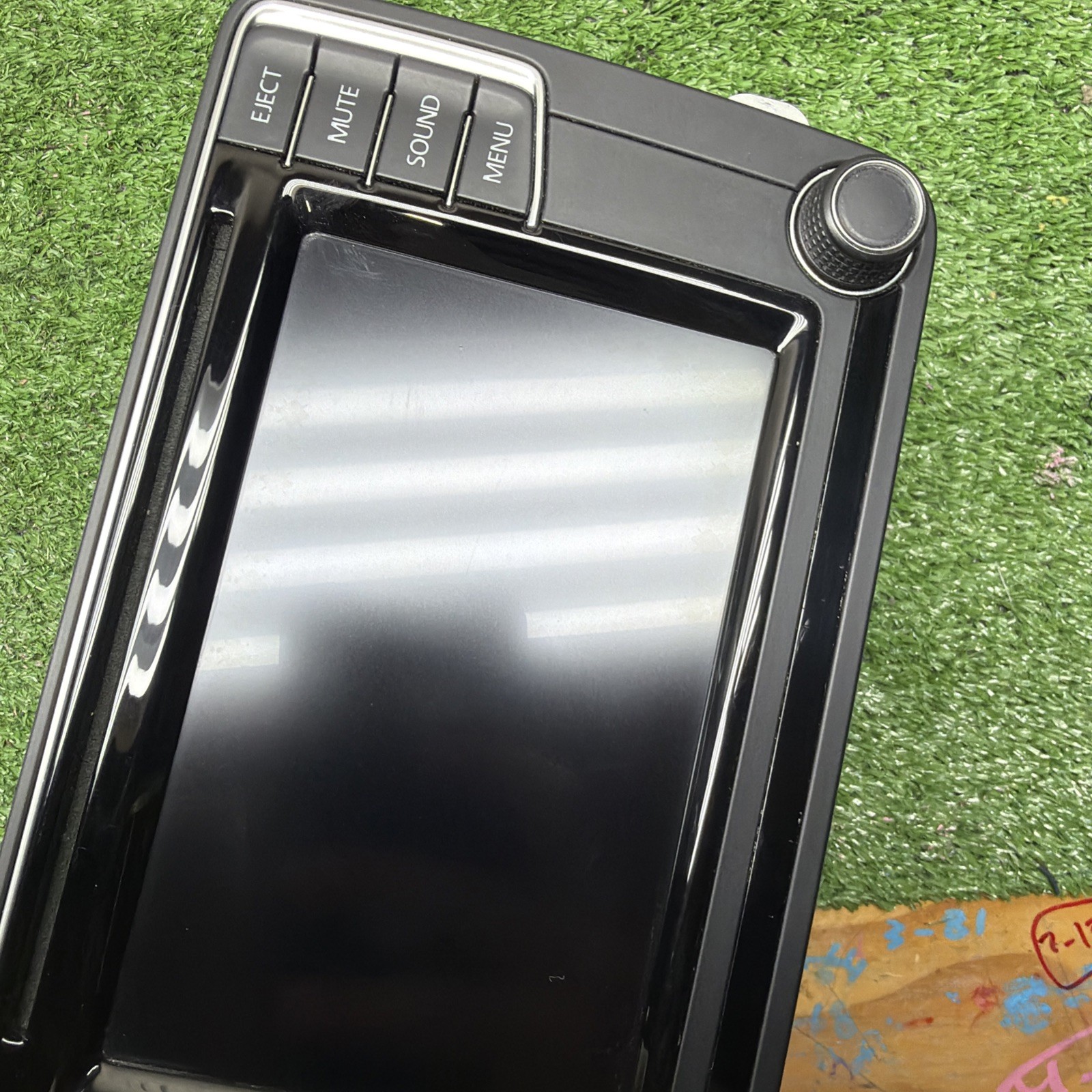 2015-2017 Volkswagen Golf Jetta Passat Beetle Radio Display !! 5C0035200 Only!
