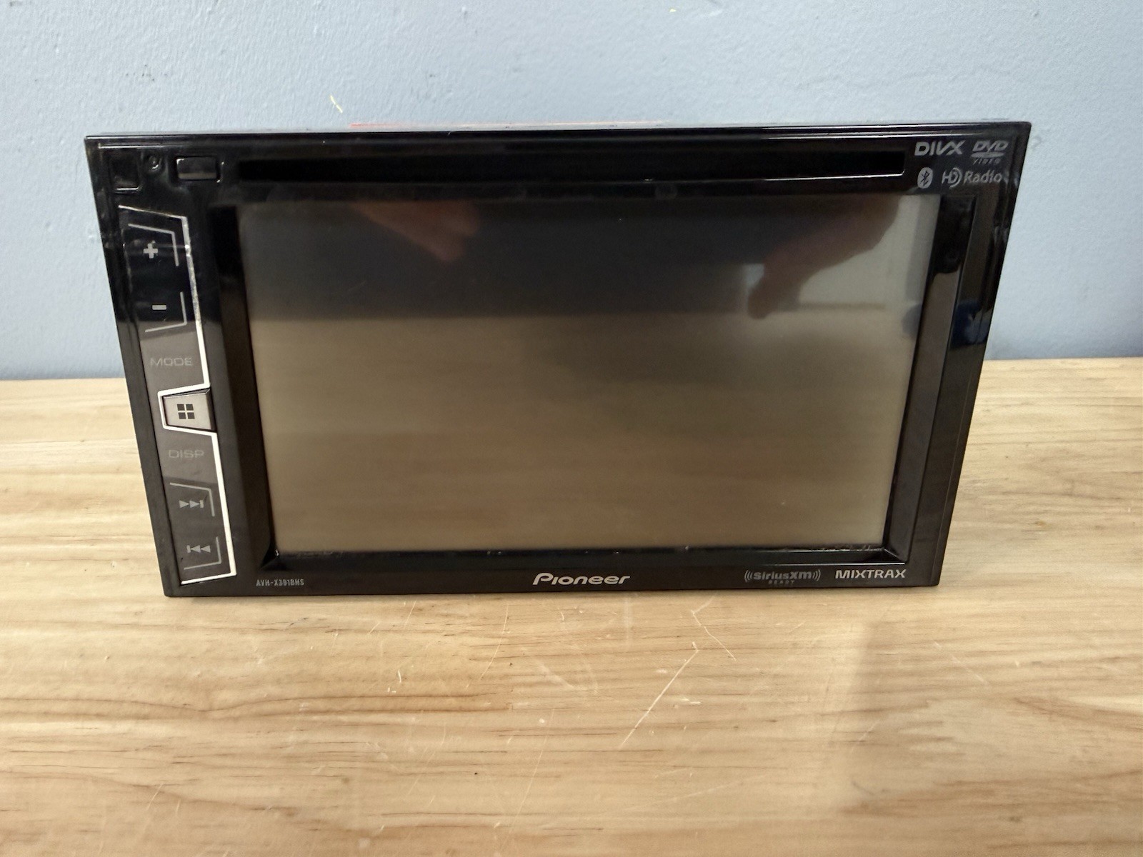 Pioneer AVH-X391BHS In Dash DVD/CD player Not Tested No Harness
