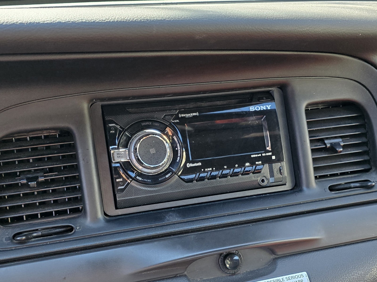 Double-Din Stereo Gap Filler For Aftermarket Radio Ford Crown Victoria Bezel