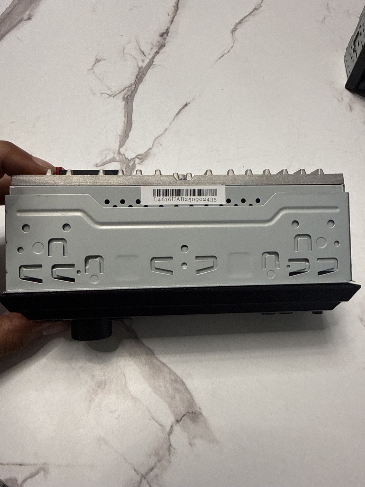 Open Box BOSS 616UAB Single DIN Bluetooth Car Stereo No Harness Cables Or Remote