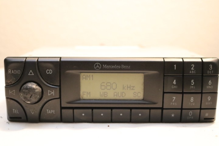 MERCEDES BE6003 CASSETTE STEREO 1999-2003 E320 SLK CLK430 W208 W/code