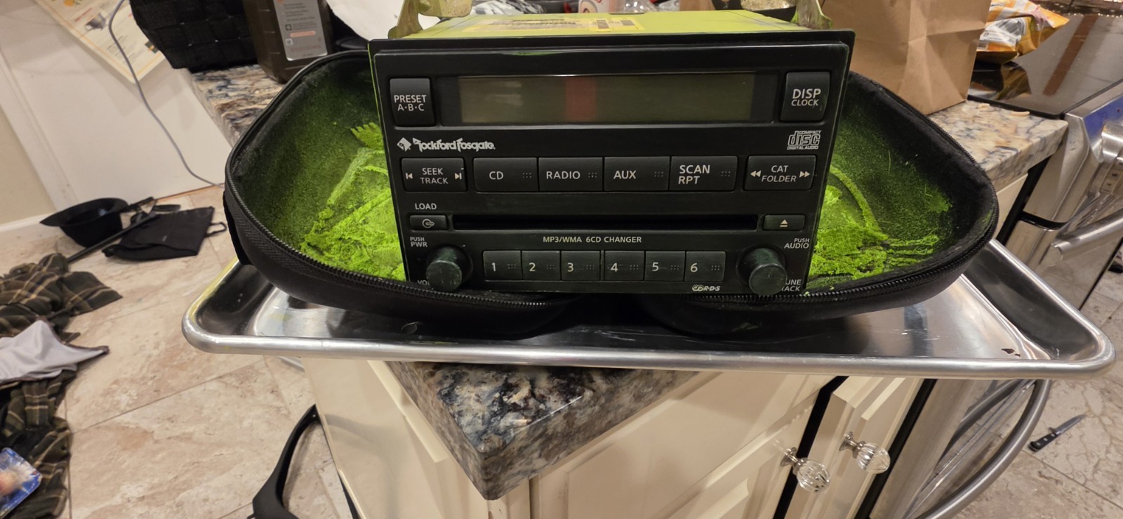 Rockford Fosgate 28185 ZP70A 1.5 DIN CD Player AM/FM AUX MP3/WMA CQ-EN961X