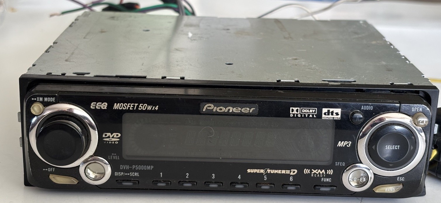 Pioneer DVH-P5000MP Receiver Detachable Face Car Stereo, XM, DVD, 50w x 4