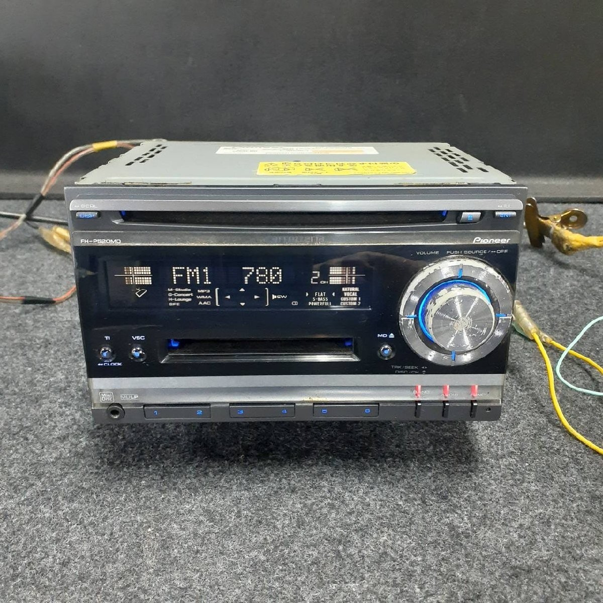 Pioneer Carrozzeria FH-P520MD 2DIN CD MD Player AUX Old Car Vintage
