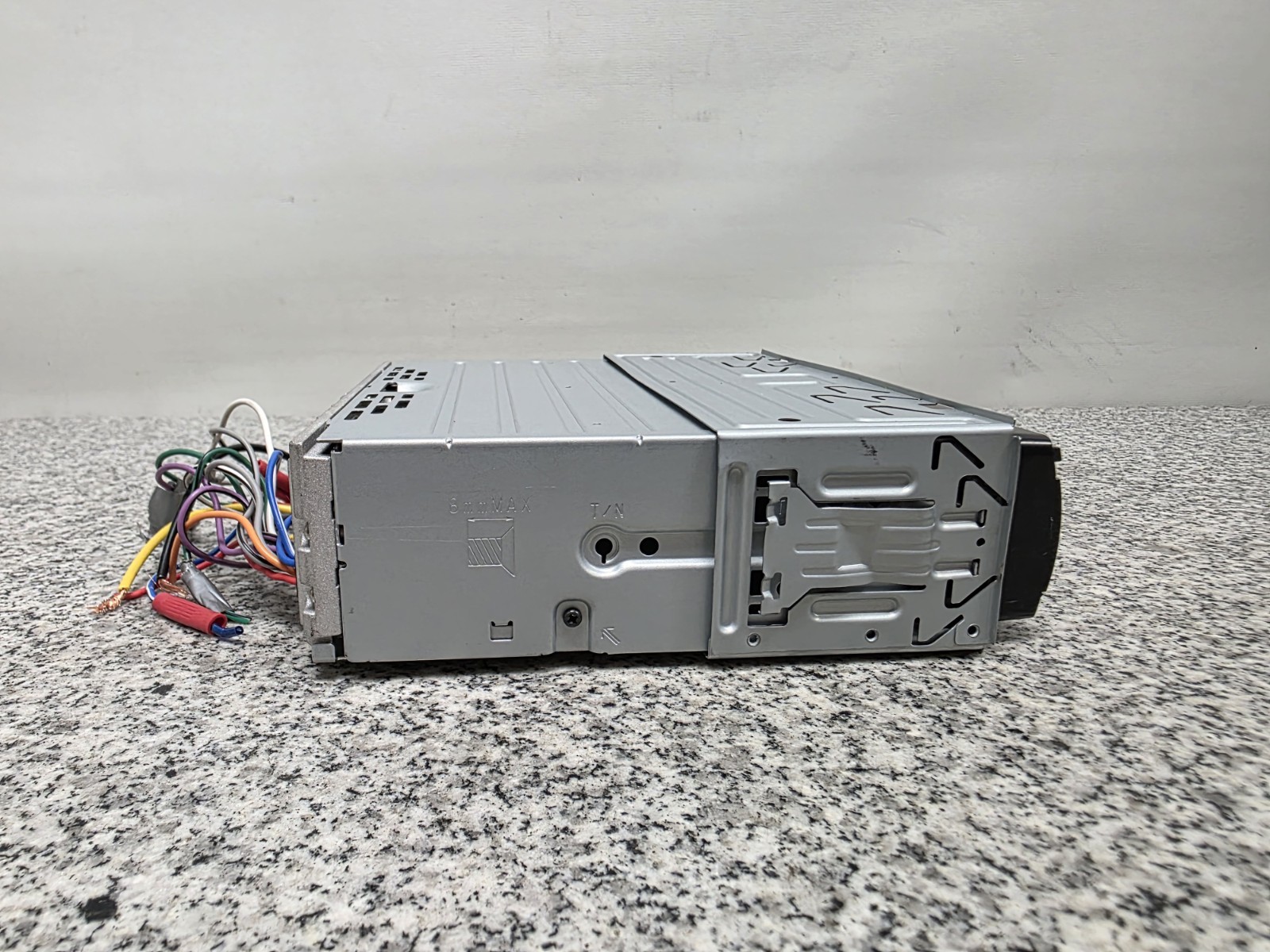 Alpine UTE-73BT Single DIN Car Stereo with Bluetooth