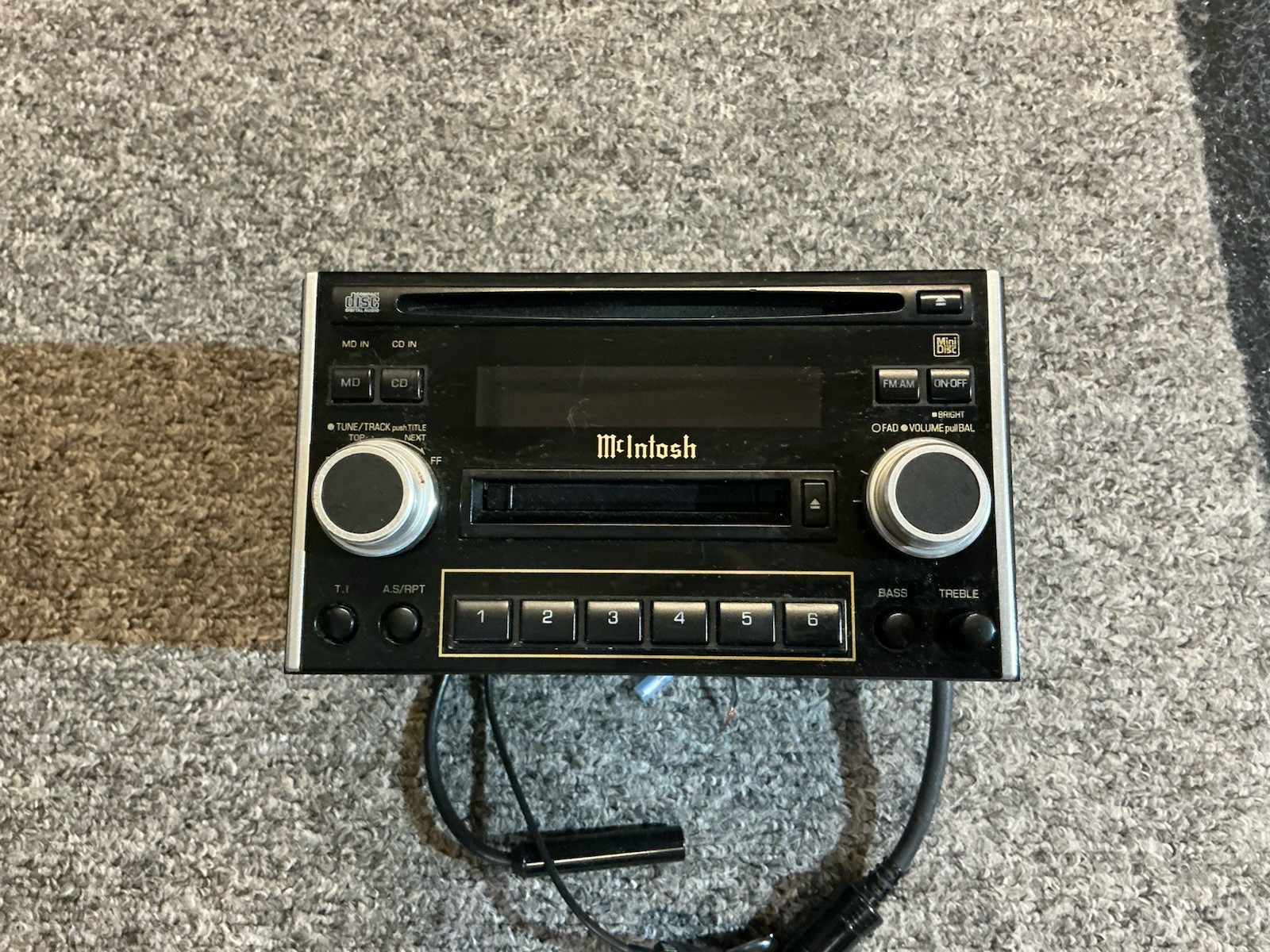 Macintosh CD/ MD Player ( Parts Or Repair)