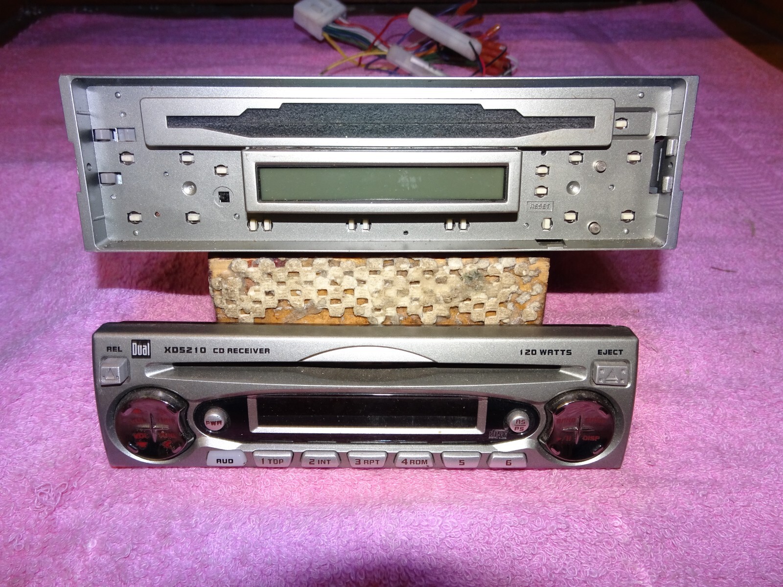 Dual Electronics XD5210 AM/FM/CD Receiver Player Car Stereo Tested and Working