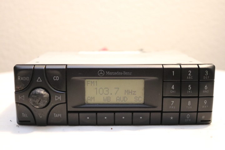 MERCEDES BE6003 CASSETTE STEREO 1999-2003 E320 SLK CLK430 W208 W/code