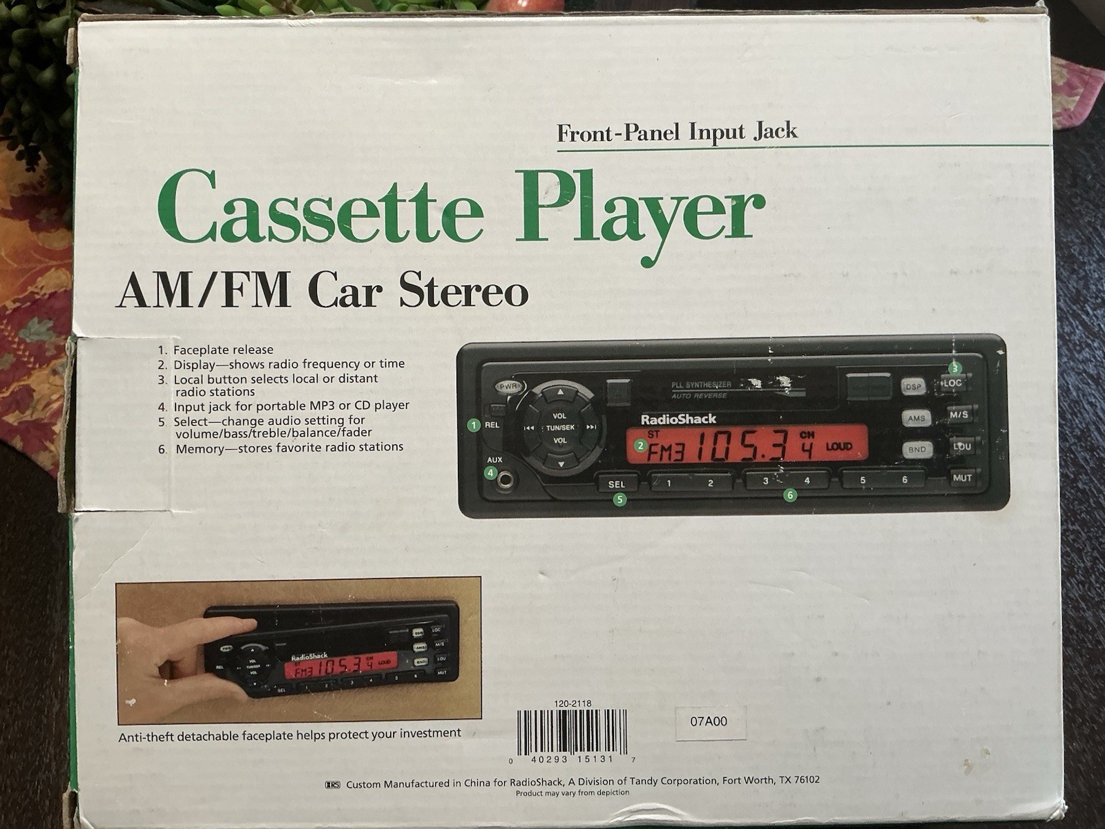 RadioShack AM/FM Stereo Cassette Player Detachable Face Plate 12-2118 Watch Vid