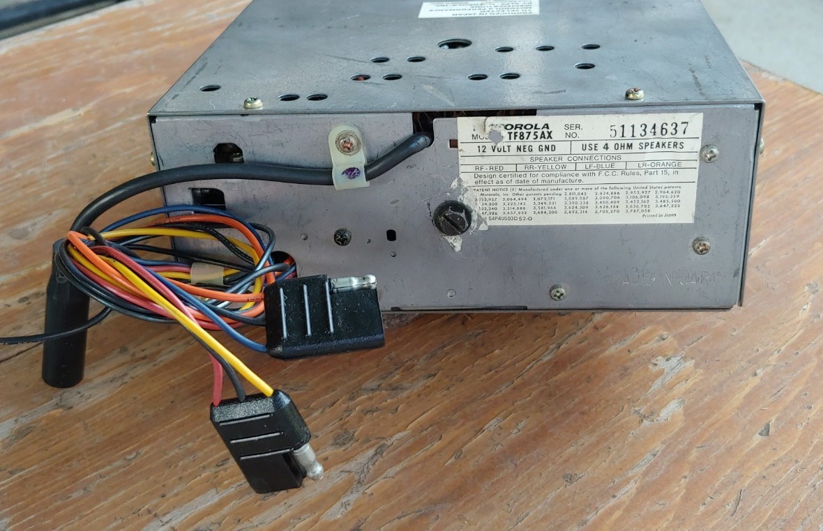 Original 1970’s MOTOROLA Model TF875AX In-Dash AM FM 8 TRACK Stereo PLAYER