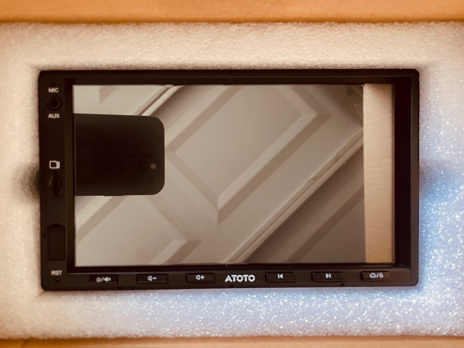 Atoto A5L In-Dash Auto Entertainment Android Deck Car Play Android Auto