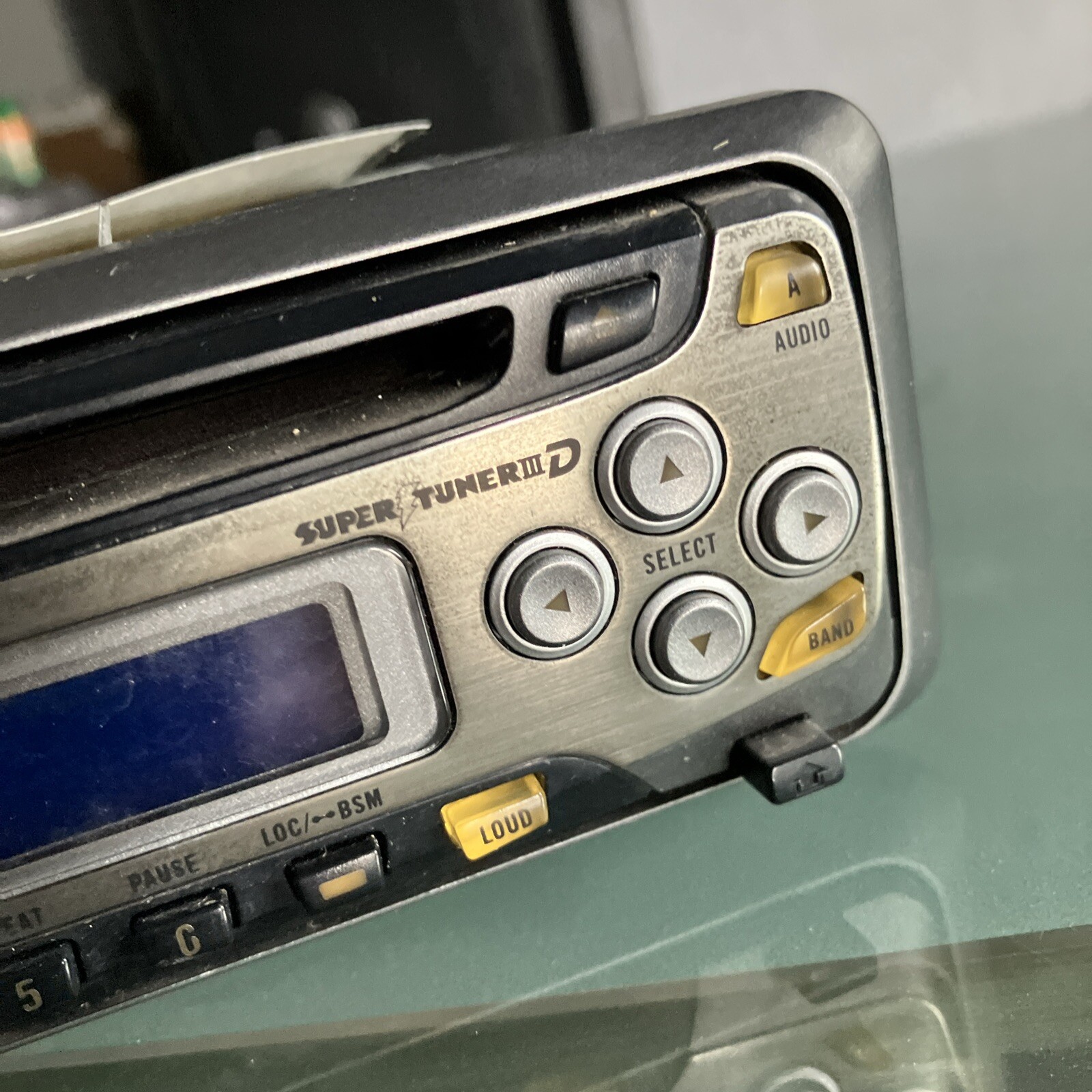 Pioneer DEH-1600 CD Player In Dash Receiver