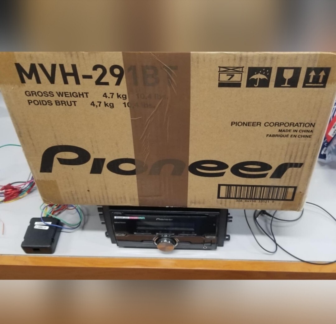 Pioneer MVH-S291BT Digital Media Receiver with Built-in Bluetooth