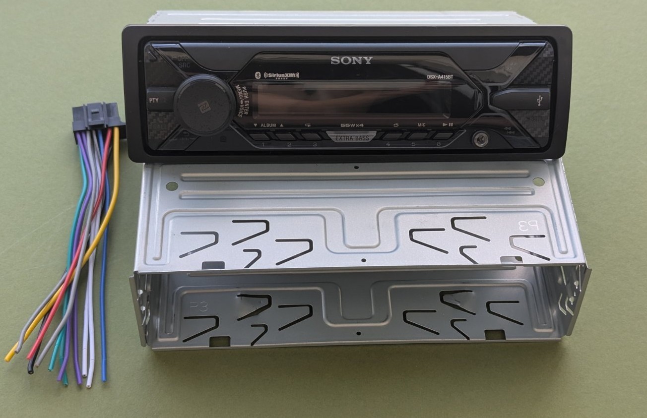 Sony DSX-A415BT Bluetooth Digital Media Player