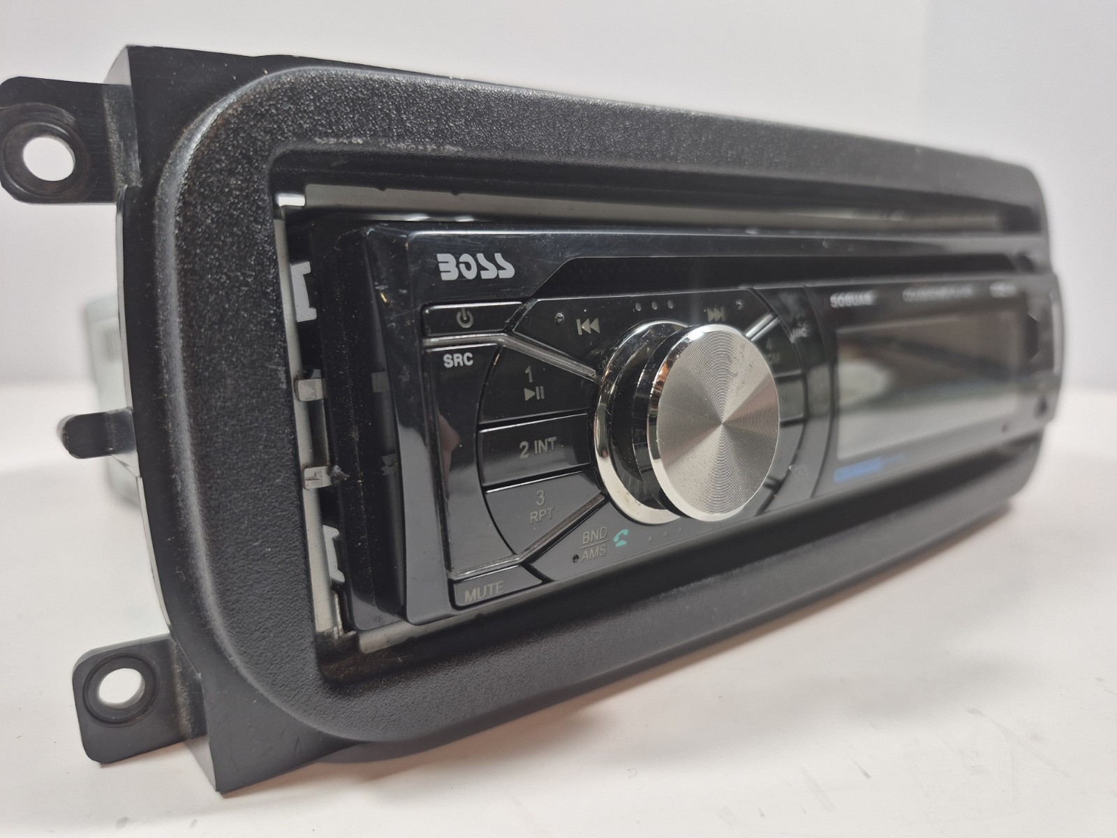 Boss Audio Systems 508UAB Digital Display AM/FM MP3/CD Player – UNTESTED