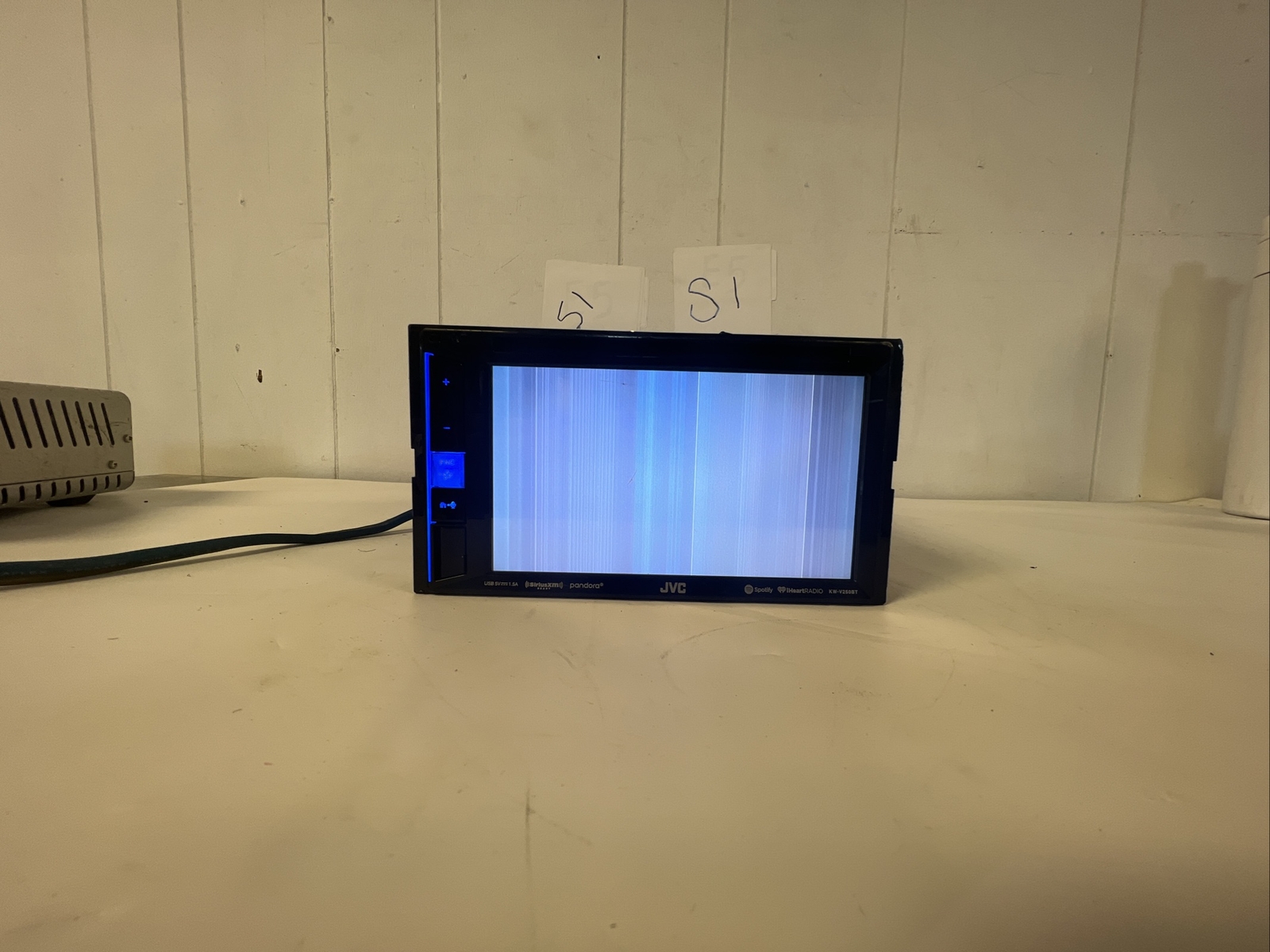 JVC KW-V250BT DVD Receiver Please see all photos.