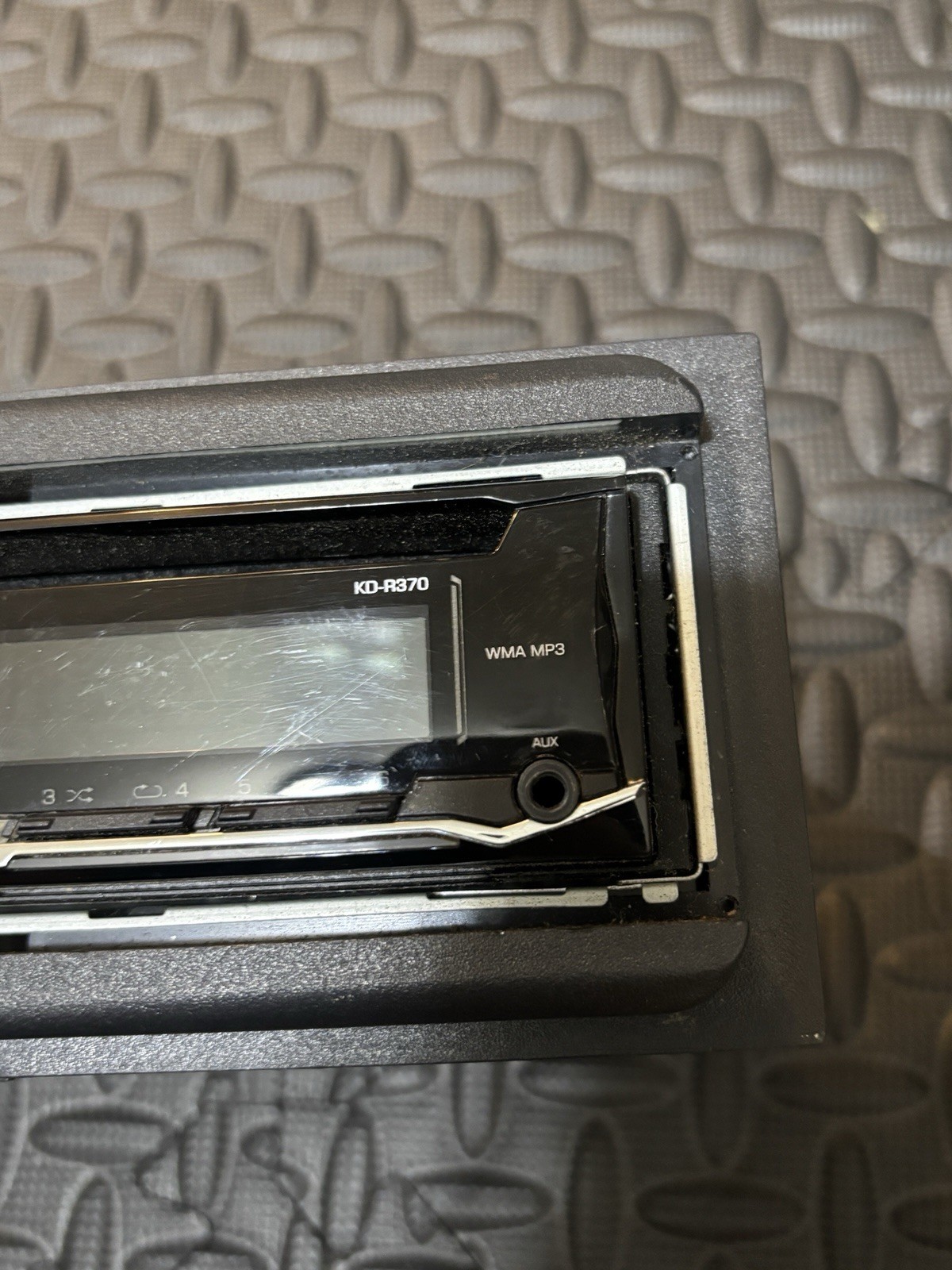 JVC KD-R370 Car Stereo CD MP3 WMA Player Radio Receiver – Free shipping