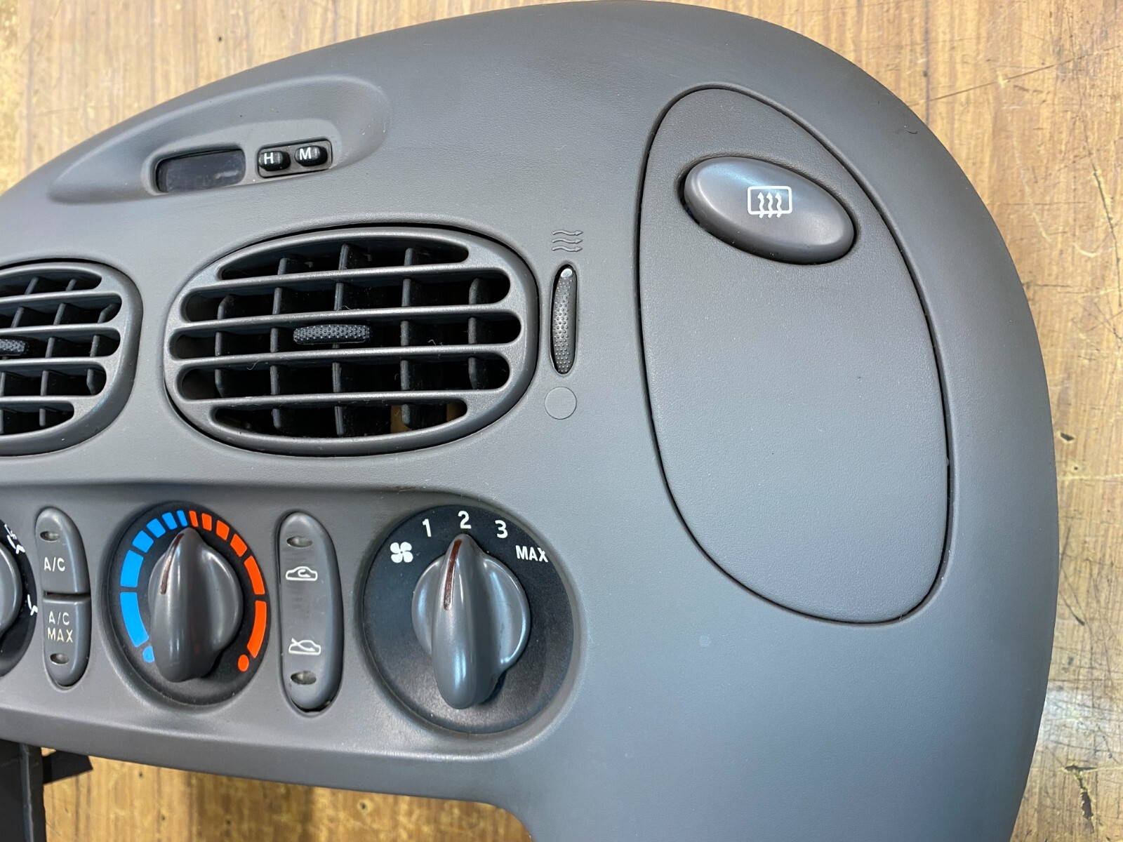 Ford Falcon AU S1 Dash A/C Stereo Control Surround Grey