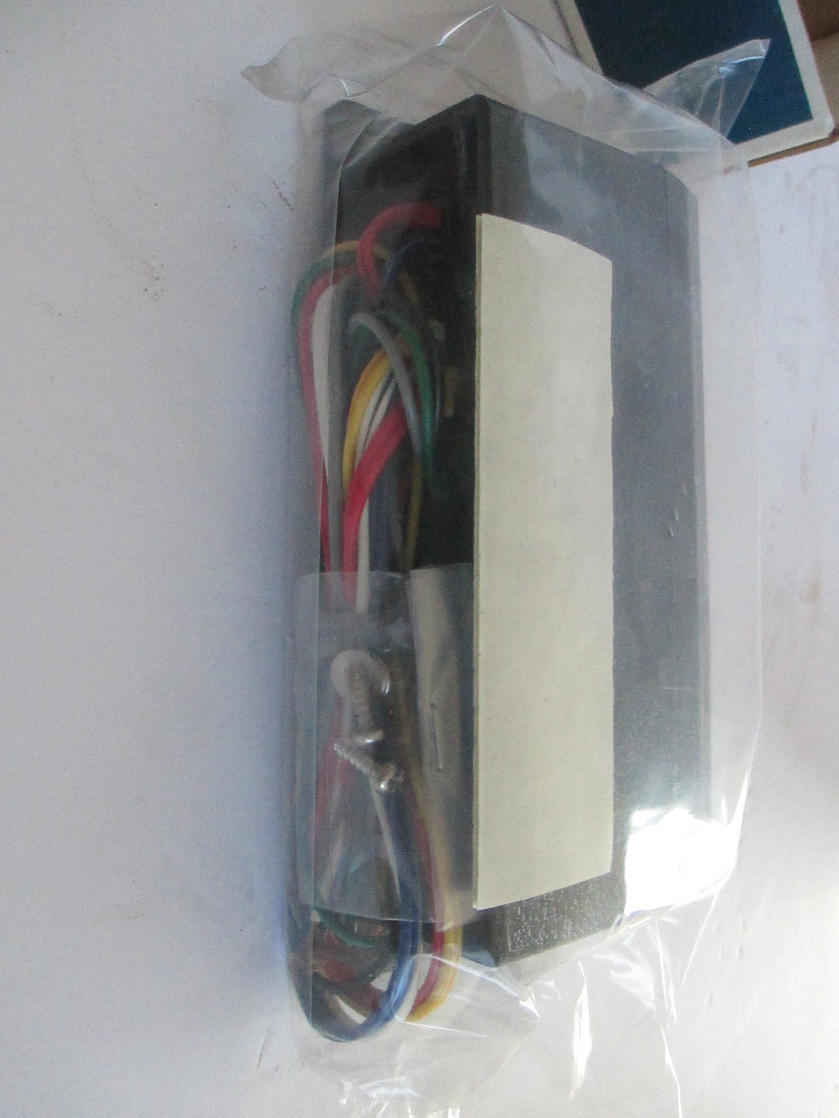 NOS Vintage Quadsonic 4 Channel Car Stereo Adapter Model KA-8200 C103