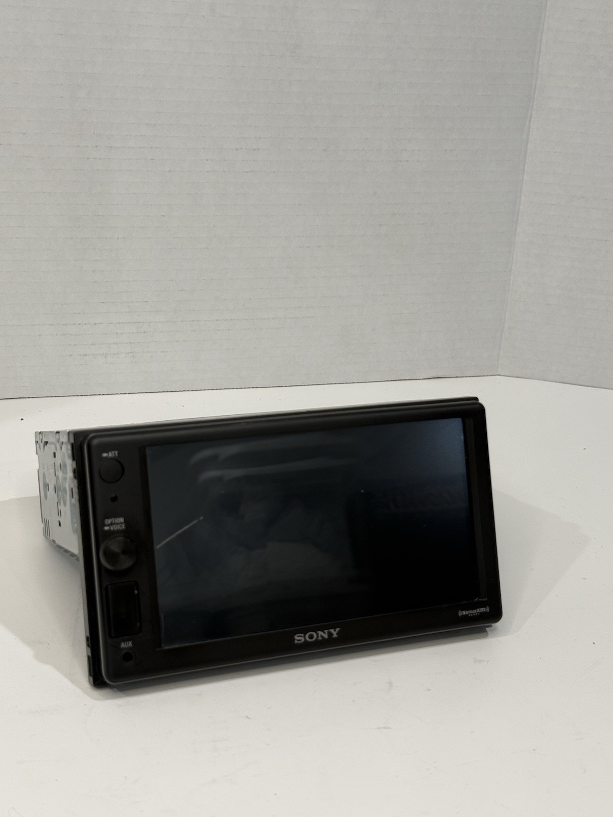 Sony XAV-AX1000 6.2 inch Apple CarPlay Media Receiver with Bluetooth