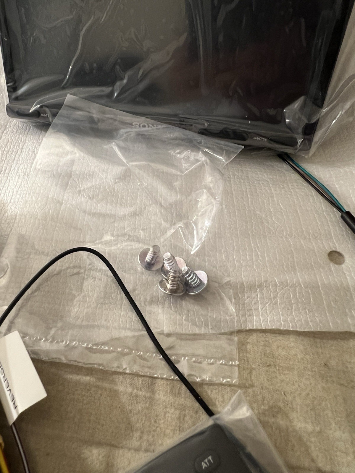 Sony XAV-AX3200 AV Multi Media Receiver Car Stuck On Ok Screen Need Repair