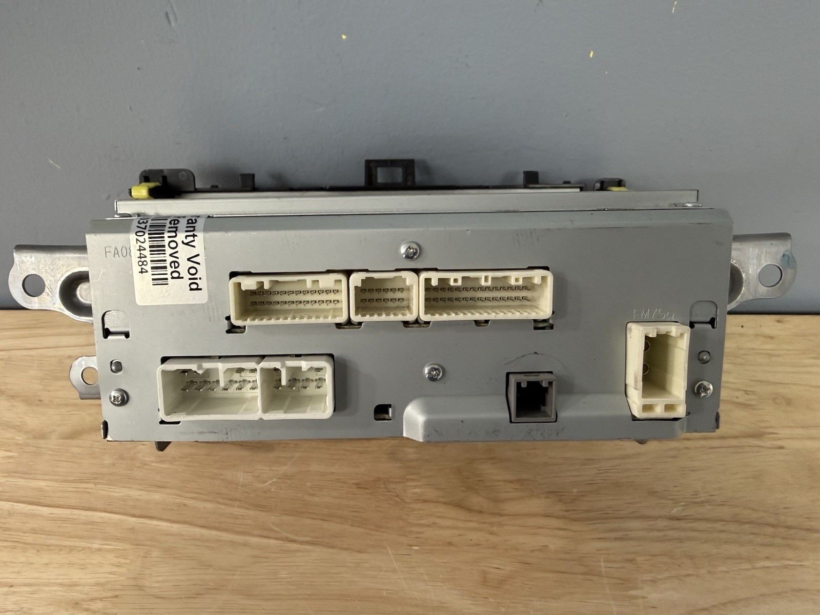 2017–2018 Toyota Yaris 86140-0D430 AM FM Radio MP3 CD Player 510281
