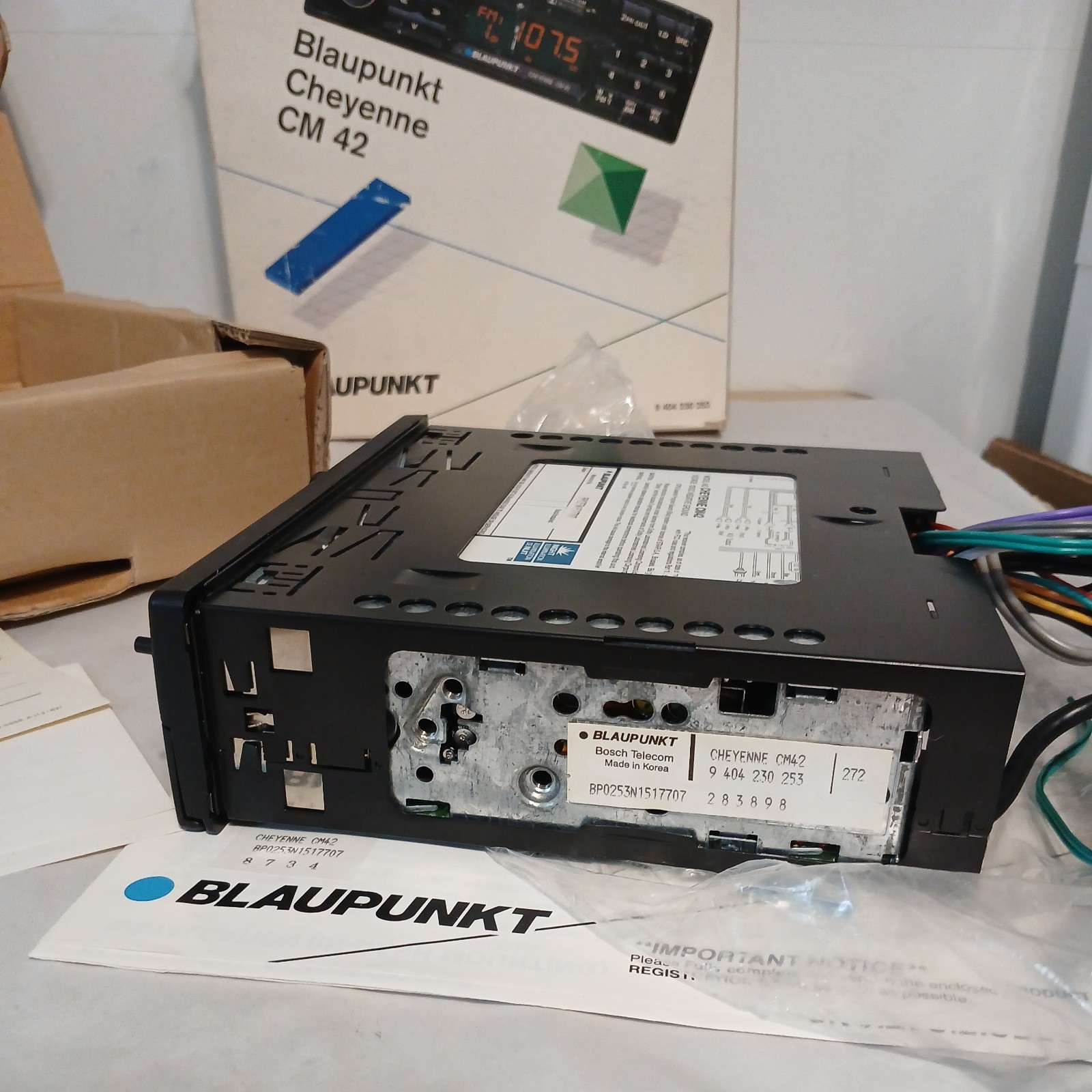 Blaupunkt Cheyenne CM 42 AM FM CASSETTE CAR STERO RADIO NEW IN BOX!