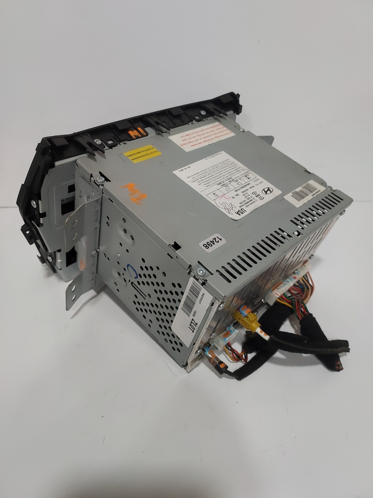 2013-2016 Hyundai Santa Fe AM FM XM CD Radio Receiver OEM 96180-4Z1004X Match #